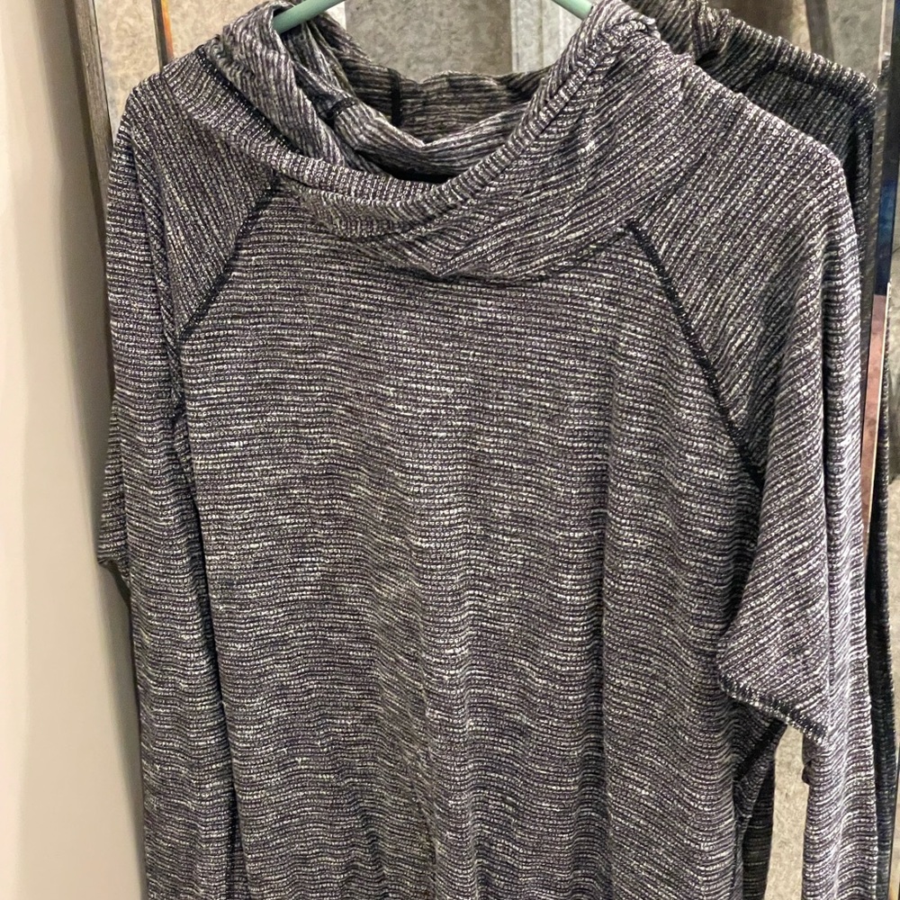 Lululemon- hooded sweater. Size 4